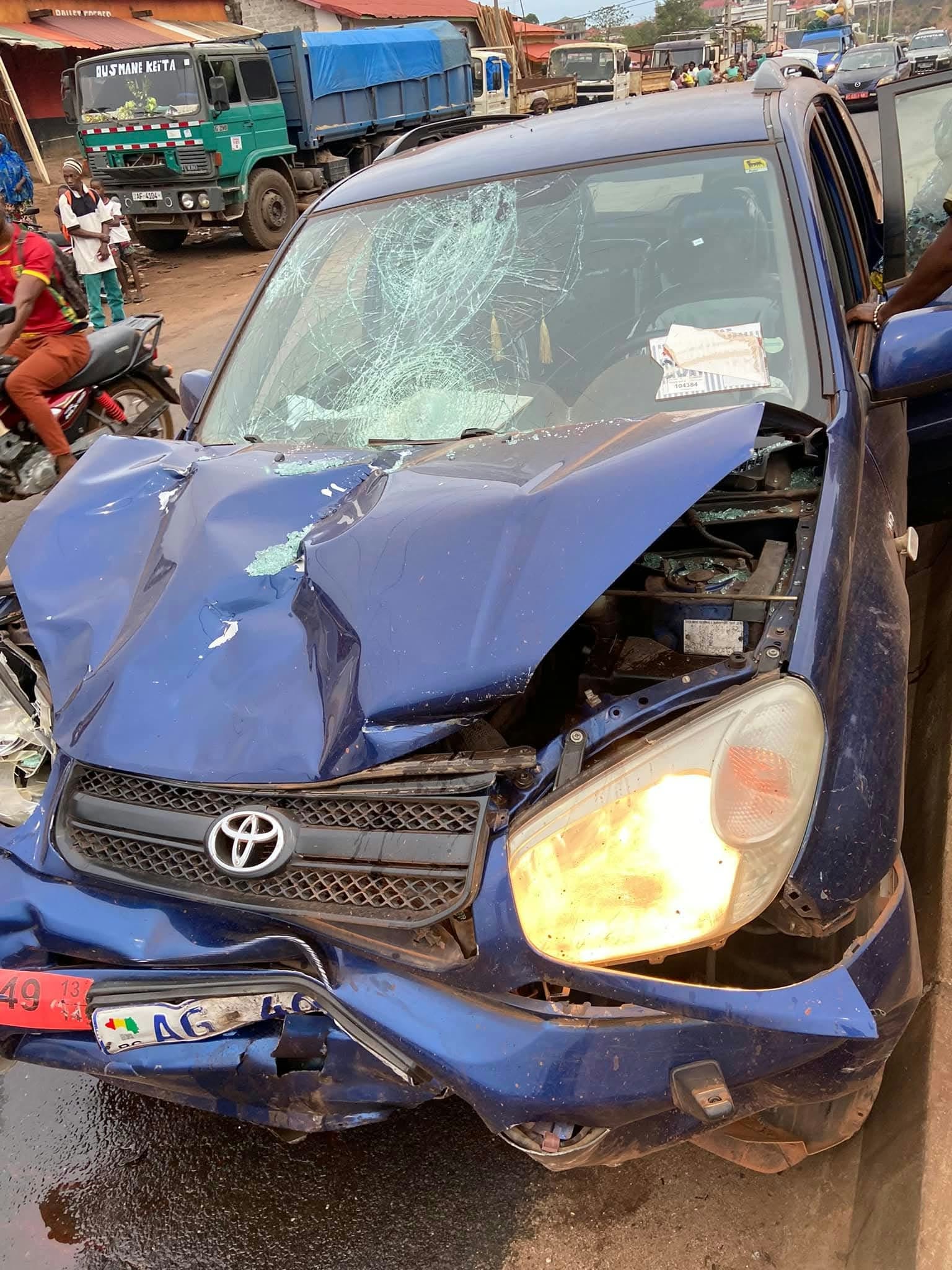Accident grave à Boké : deux hauts cadres régionaux blessés, plusieurs victimes évacuées