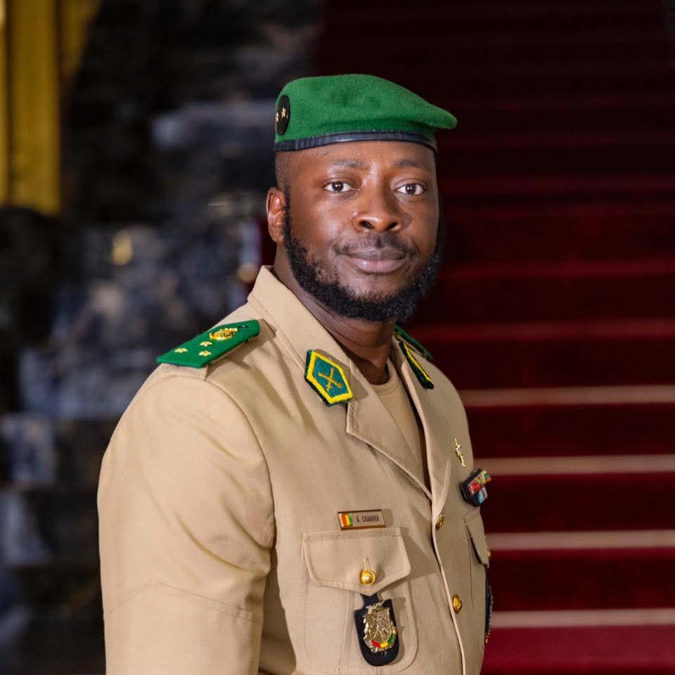  Ammara Camara à Mamadi Doumbouya ," Soyez assuré, Excellence Monsieur le Président de la République, de mon engagement total"