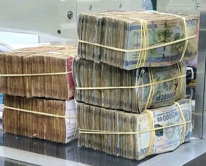 Guinée : 36 nouveaux DAF, la grande reprise en main de la gestion financière de l’État ?