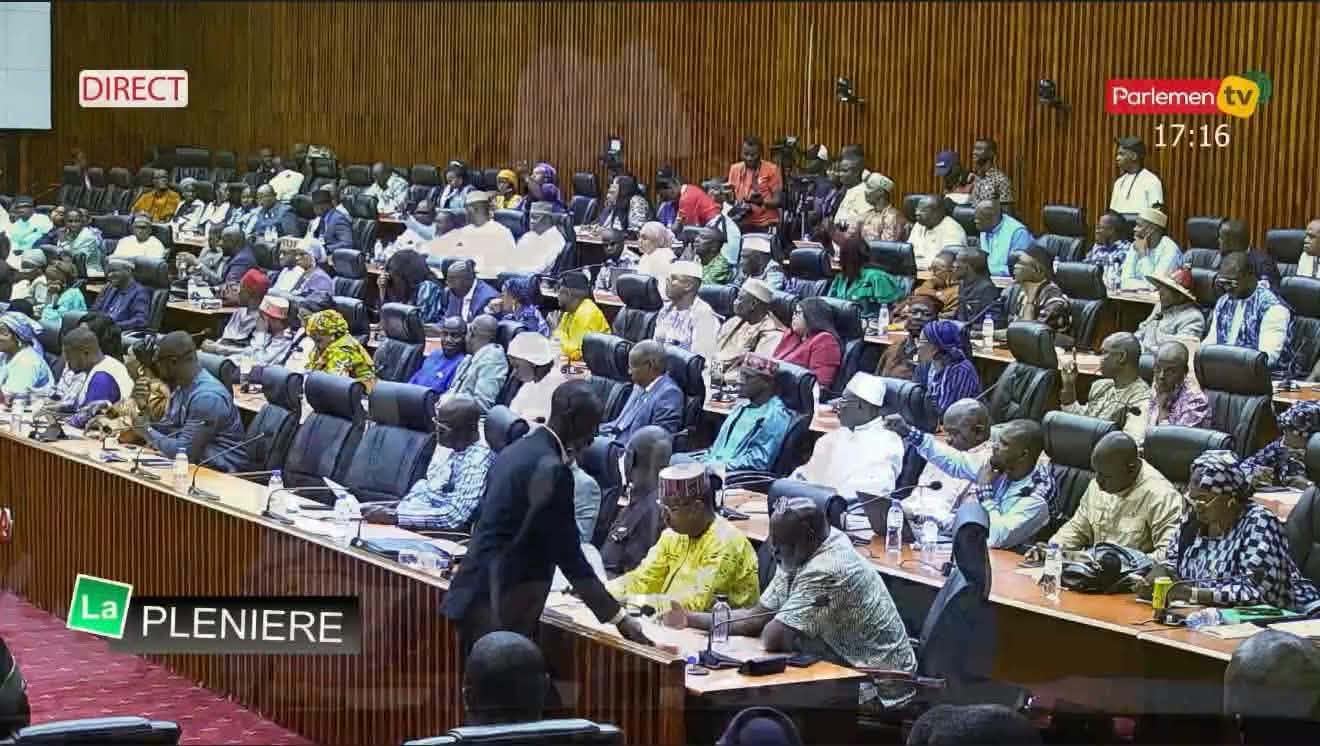 Guinée : Route Labé-Tougué, les 20 recommandations de l’Assemblée nationale pour encadrer un prêt de 300 millions d’euros
