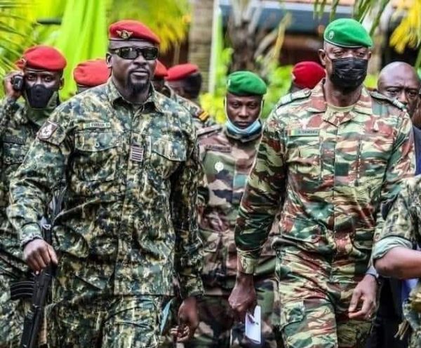 Guinée: les militaires consignés dans les garnisons jusqu’á nouvel ordre (communiqué)
