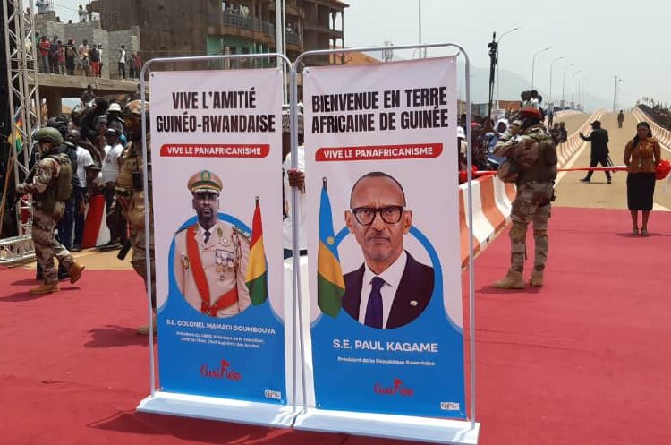 Conakry: Paul Kagamé largement honoré par Mamadi Doumbouya