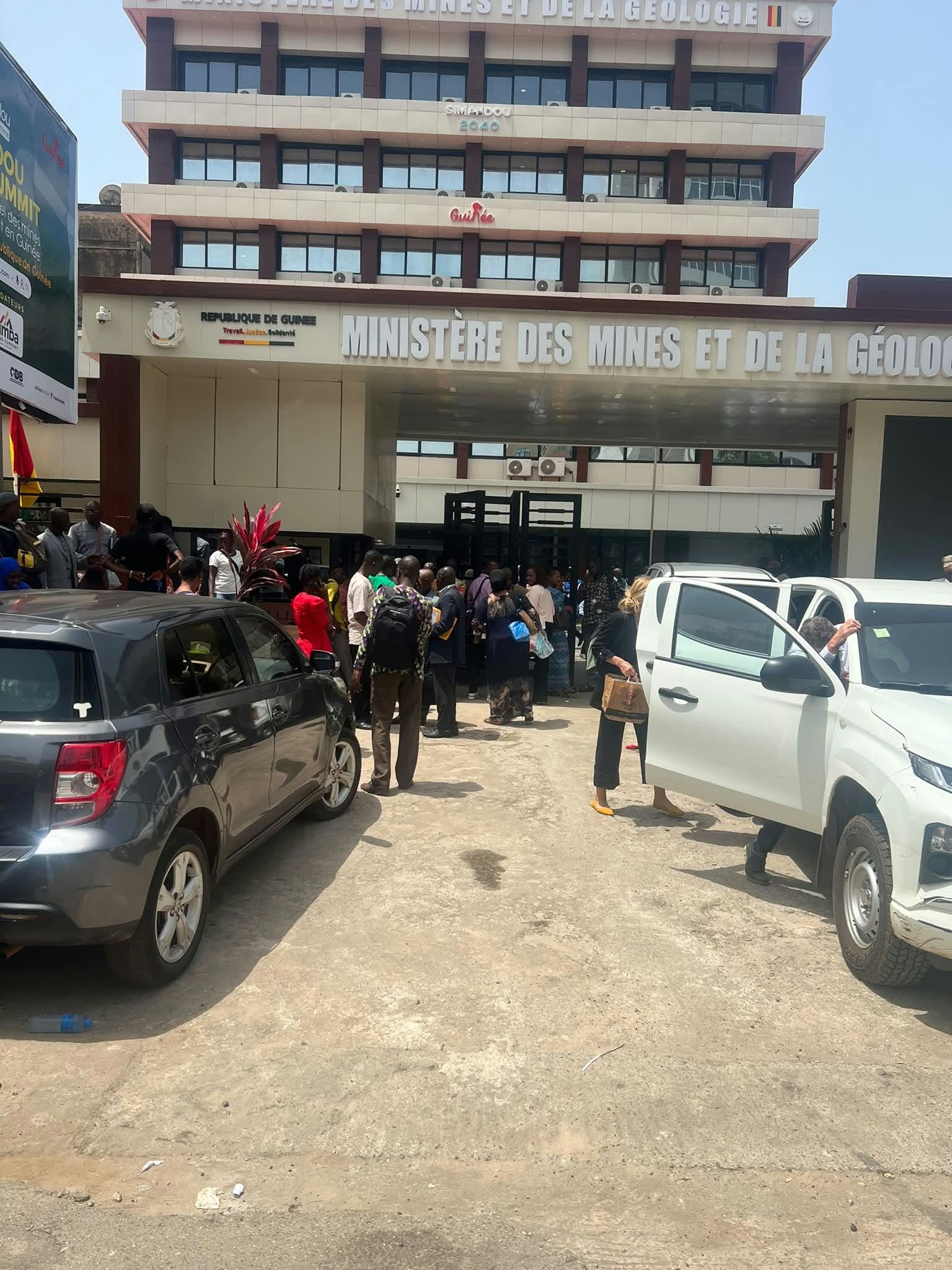 Conakry : panique au ministère des Mines, un immeuble de cinq étages secoué par des vibrations 