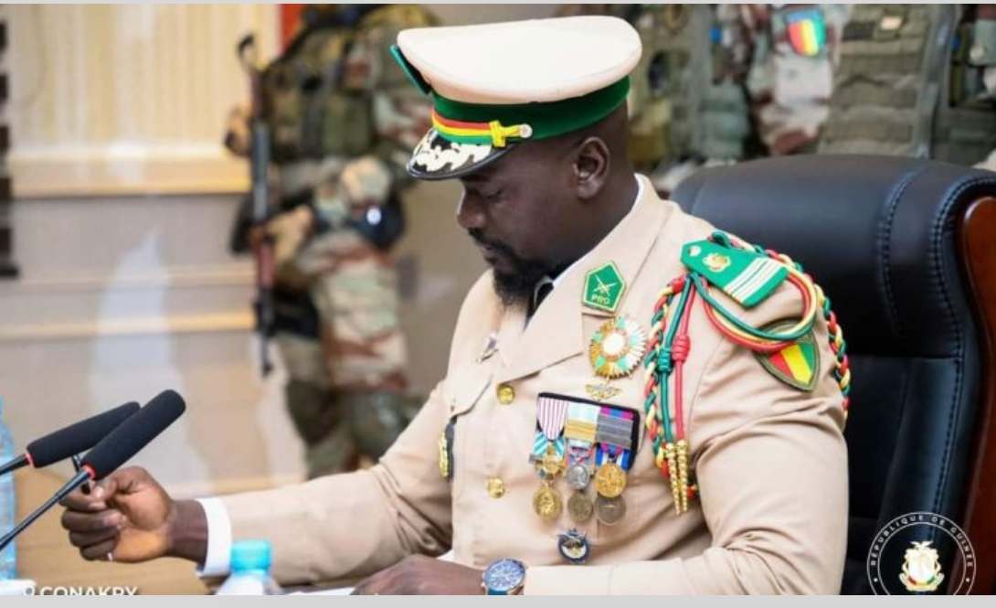 Diplomatie : Le Président Mamadi Doumbouya rappelle douze ambassadeurs extraordinaires et plénipotentiaires de la Guinée 