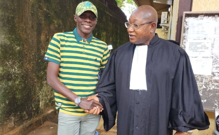 Guinée : L’AGUIPEL condamne fermement l’arrestation d’un journaliste et exige sa libération immédiate.