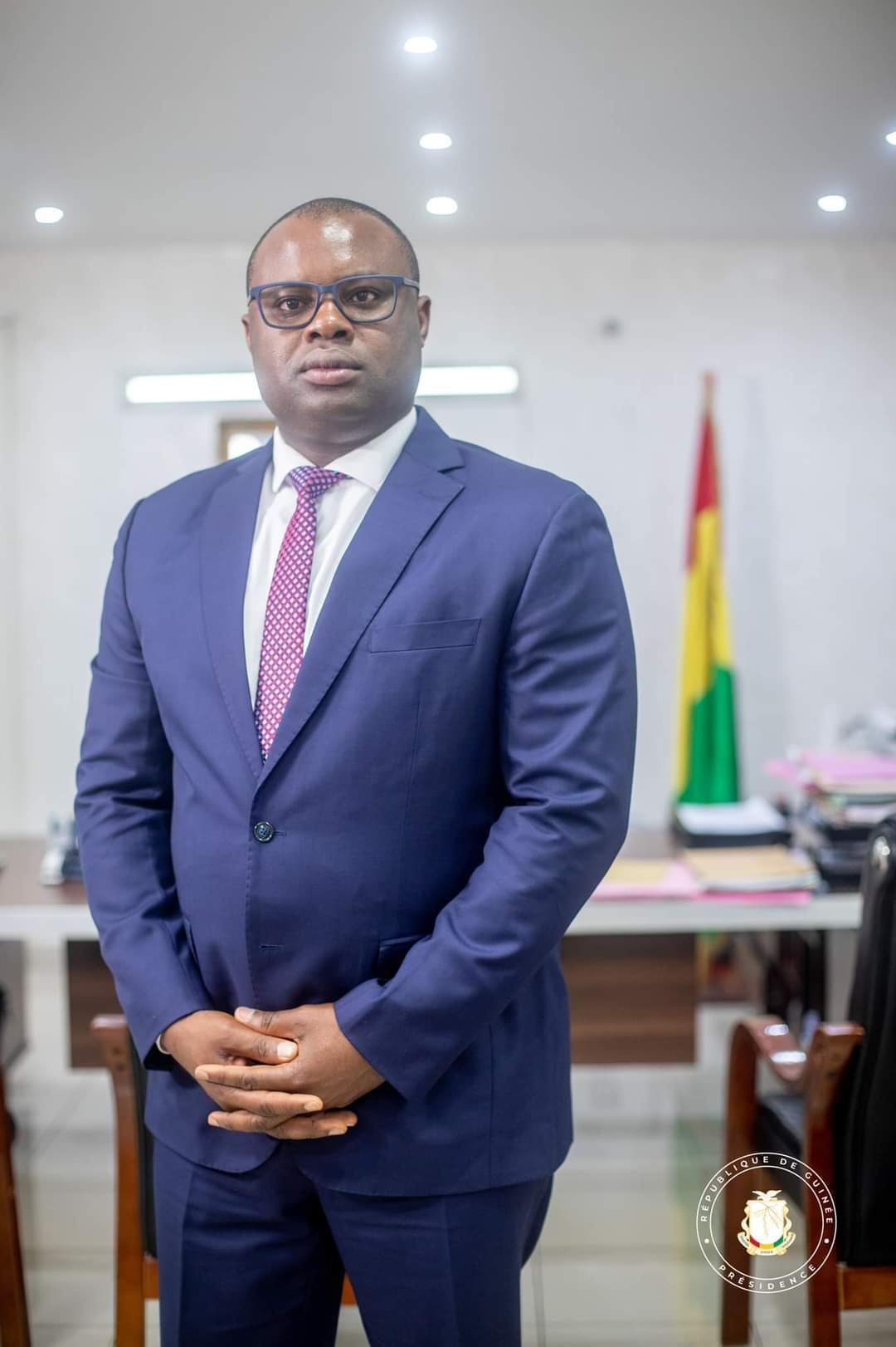 Guinée : Qui est Dr Bernard Goumou, le nouveau locataire du Palais de  la Coulombe ? 