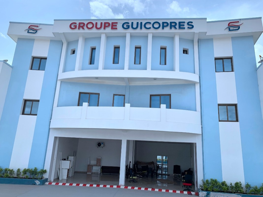 Guinée : ZAKARCHI & CO recrutent pour le poste d’Architecte Sénior – H/F

