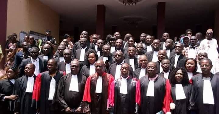 Guinée : les avocats maintiennent la pression sur le gouvernement