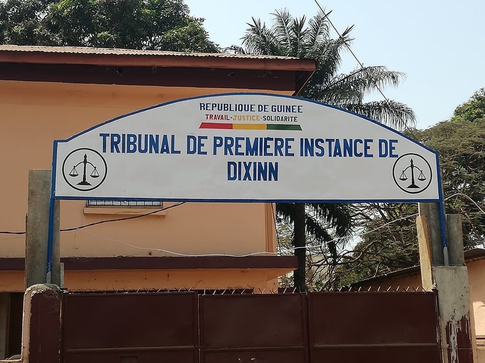 Guinée: un policier condamné à dix (10) ans de prison pour meurtre