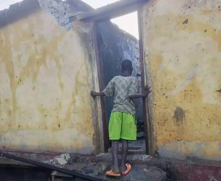 Incendie au dépôt d’hydrocarbures de Kaloum :   2069 ménages, soit 10.337 personnes affectées ! 