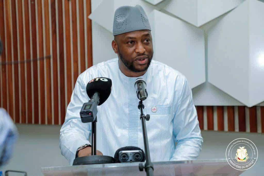Mamadi Doumbouya rend hommage à des personnalités pour leur contribution au projet Simandou
