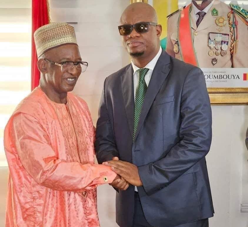 Ministère de la Justice et des Droits de l’Homme : Alphonse Charles Wright passe le témoin Yaya Kaïraba Kaba
