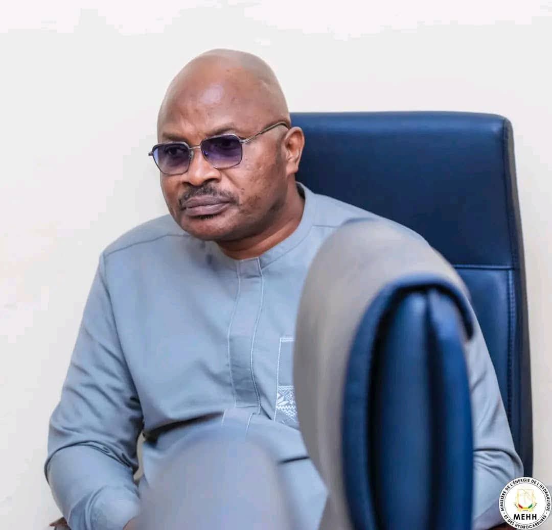 Noël & Pâques : Comprendre le Message "Urbi et Orbi" du Pape. 