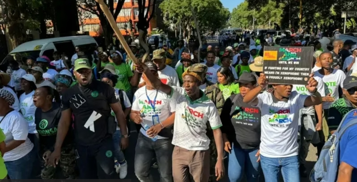 Violences xénophobes en Afrique du Sud : le Nigeria réagit à son tour